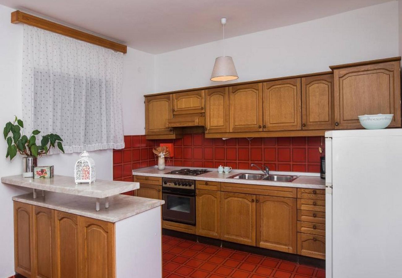 Ferienwohnung in Šibenik-Brodarica - Apartments Gaj Brodarica - A6