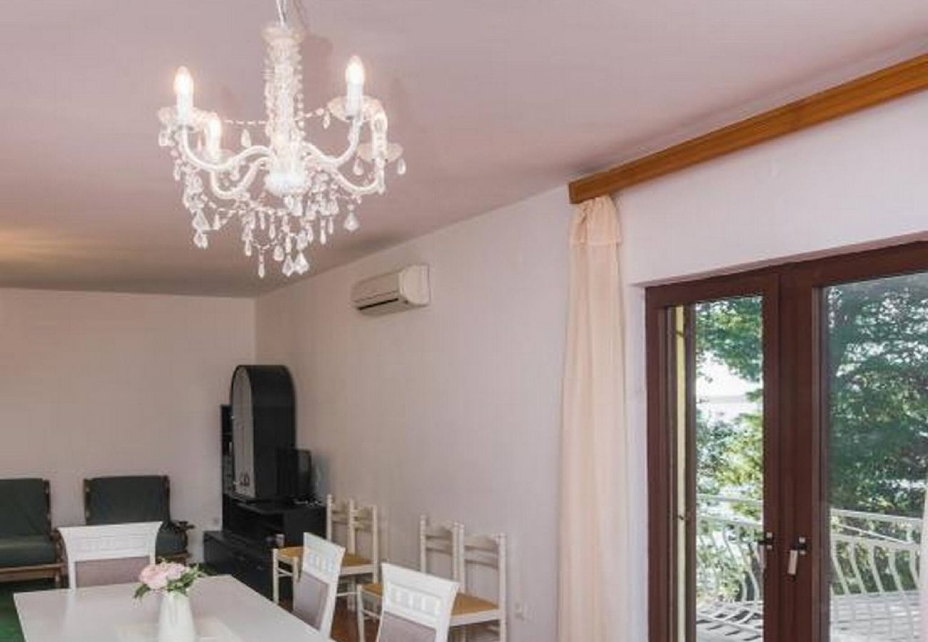 Ferienwohnung in Šibenik-Brodarica - Apartments Gaj Brodarica - A6