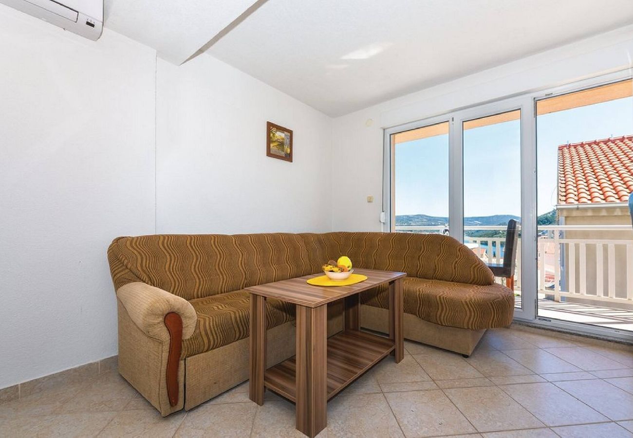 Ferienwohnung in Rogoznica - S&G Leko Apartmani - one bedroom apartment with a sea view A1