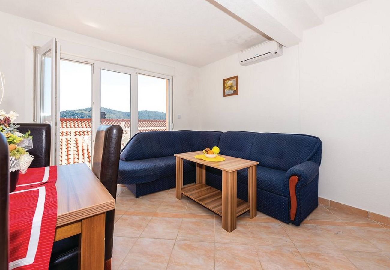 Ferienwohnung in Rogoznica - S&G Leko Apartmani - one bedroom apartment with a sea view A2