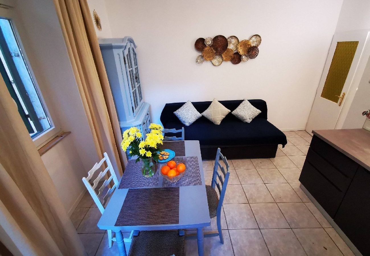 Ferienwohnung in Šibenik - Apartment Niko - City Center Apartment