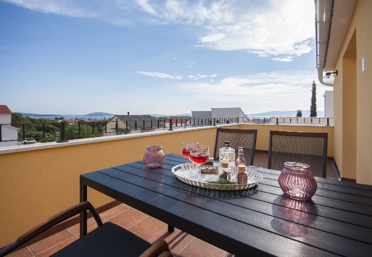 Ferienwohnung in Šibenik-Brodarica - Apartments Tonia - Apartment mit einem Schlafzimmer und Meerblick (Tonia A2)