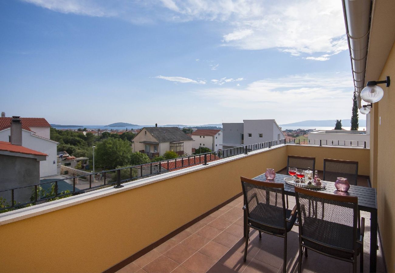 Ferienwohnung in Šibenik-Brodarica - Apartments Tonia - Apartment mit einem Schlafzimmer und Meerblick (Tonia A2)