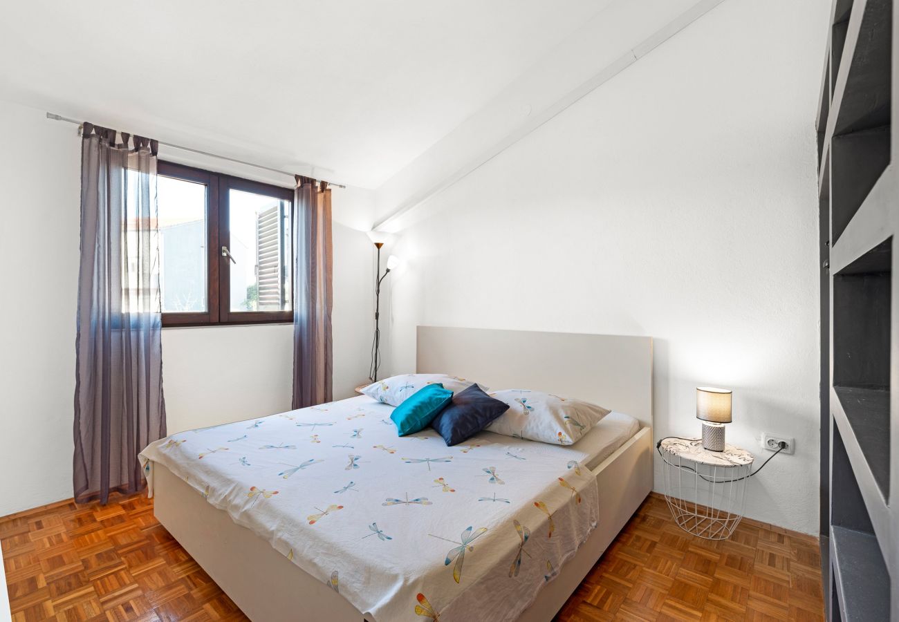 Ferienwohnung in Šibenik-Brodarica - Apartment Danica – Apartment mit drei Schlafzimmern