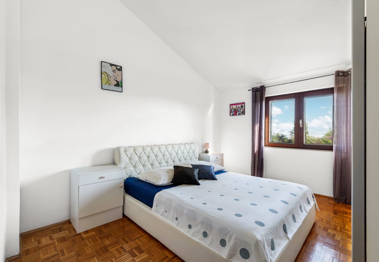 Ferienwohnung in Šibenik-Brodarica - Apartment Danica – Apartment mit drei Schlafzimmern