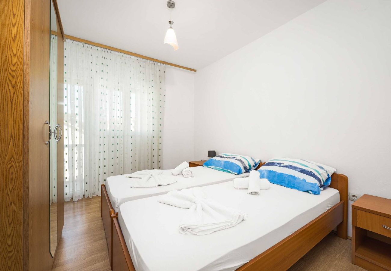 Ferienwohnung in Šibenik-Brodarica - Terra Mare Apartments – Apartment mit zwei Schlafzimmern und Balkon