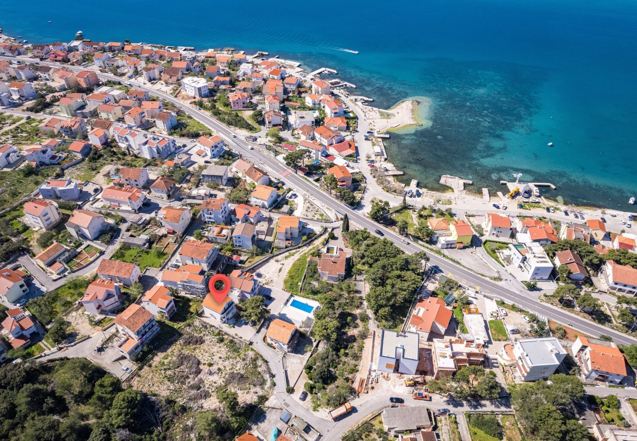 Ferienwohnung in Šibenik-Brodarica - Terra Mare Apartments – Apartment mit zwei Schlafzimmern und Balkon