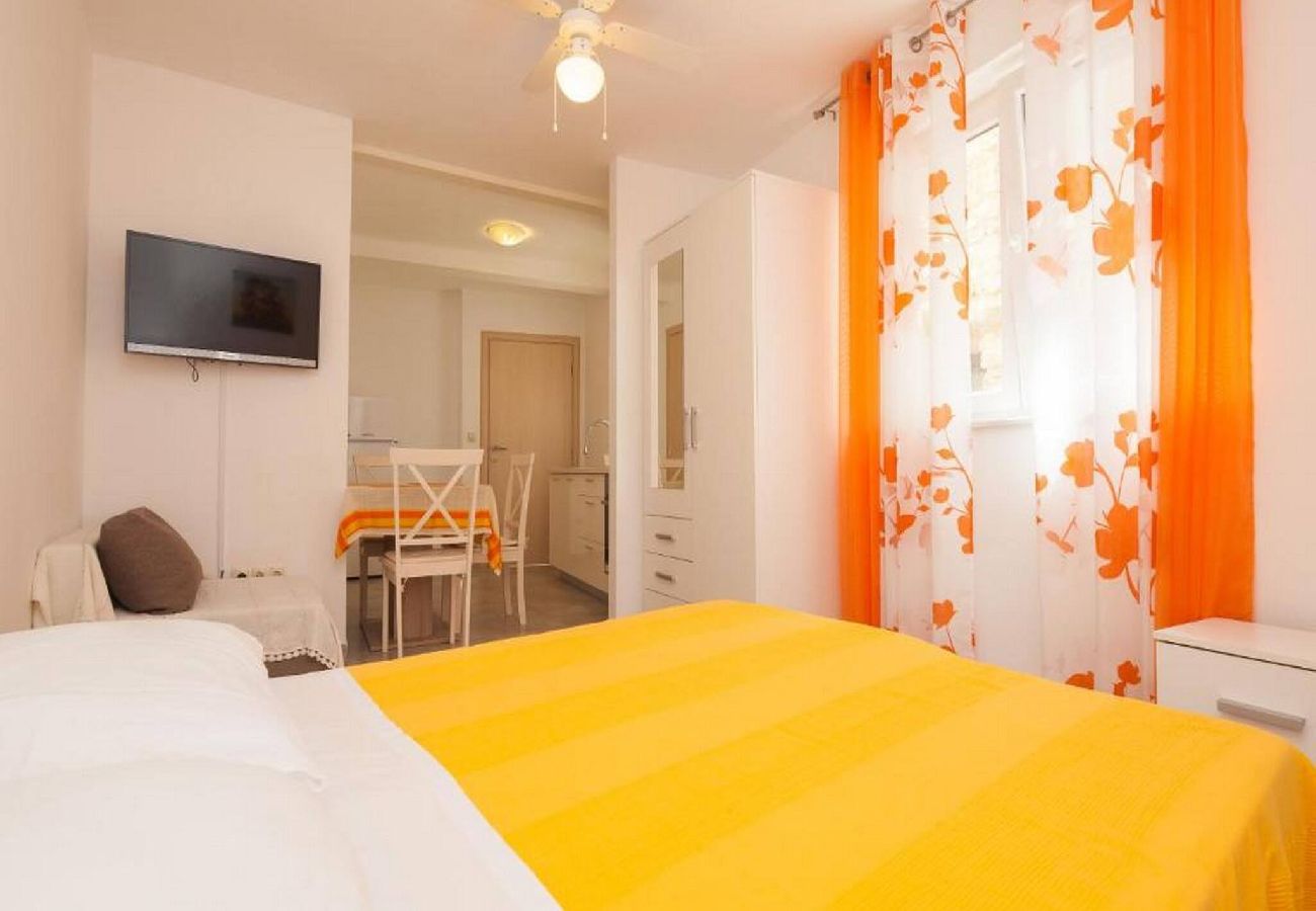 Studio in Vodice - Apartments Matija - Studio-Apartment 1