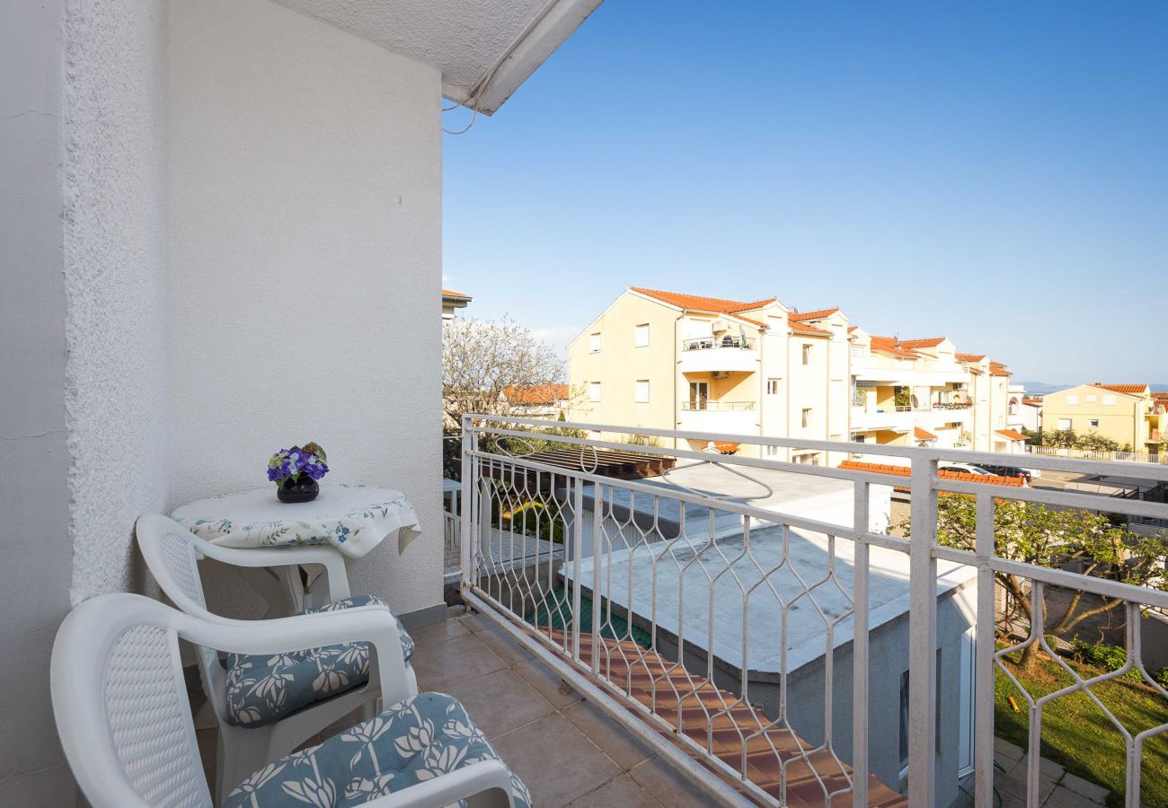 Ferienwohnung in Vodice - Apartments Anna – Apartment mit einem Schlafzimmer und Balkon