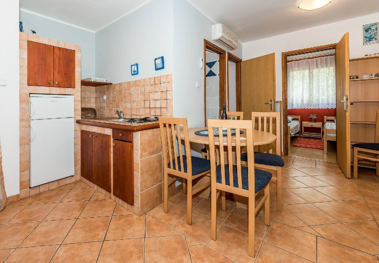 Ferienwohnung in Grebaštica - Apartments TeAna - Two Bedroom Apartment A2 