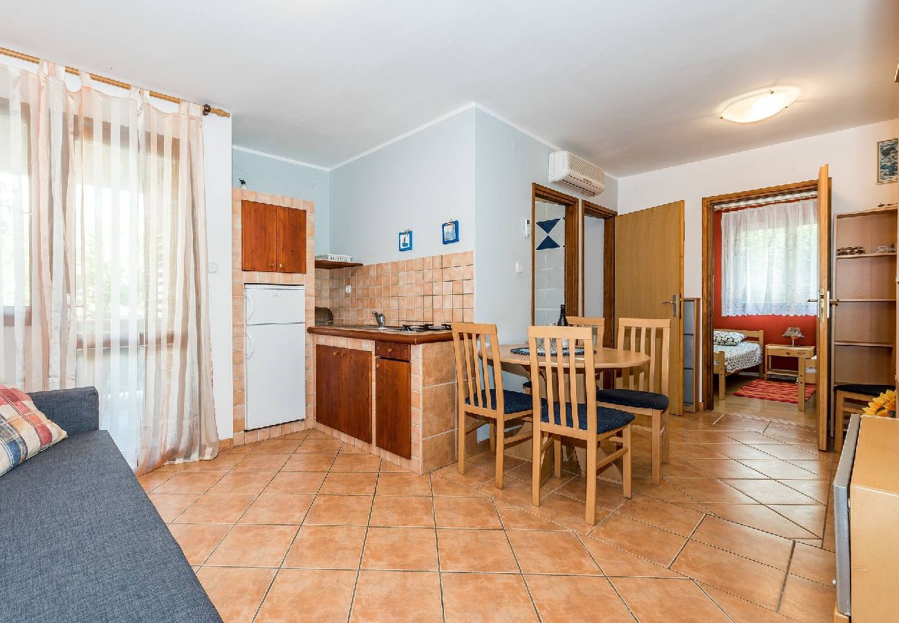 Ferienwohnung in Grebaštica - Apartments TeAna - Two Bedroom Apartment A2 