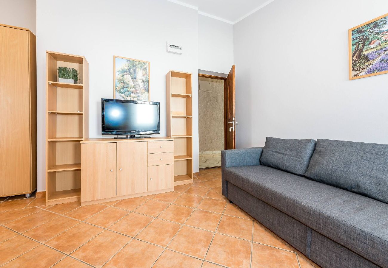 Ferienwohnung in Grebaštica - Apartments TeAna - Two Bedroom Apartment A5 