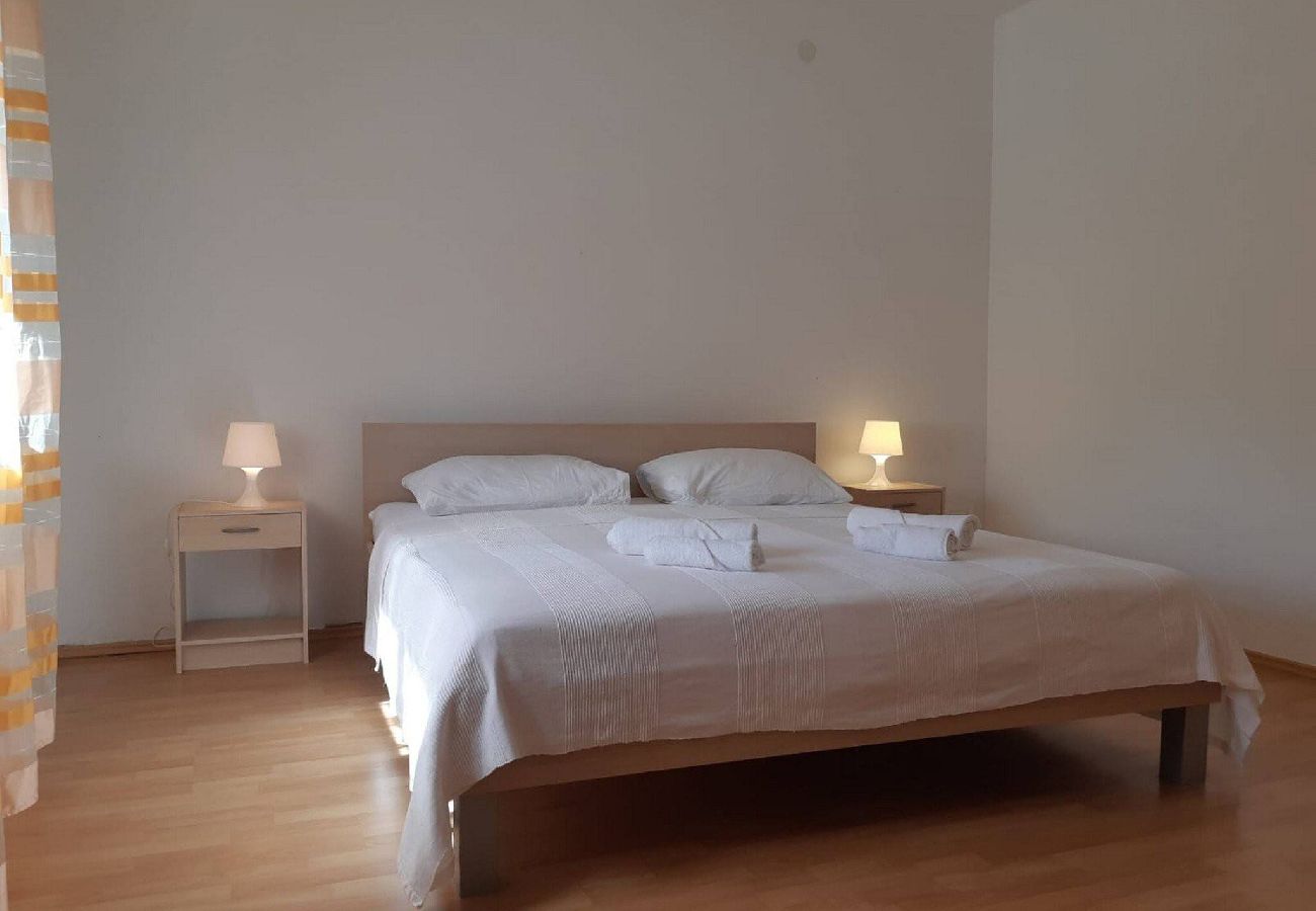 Ferienwohnung in Murter - Apartments Murter - Apartment A2 mit einem Schlafzimmer