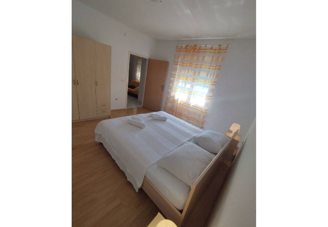 Ferienwohnung in Murter - Apartments Murter - Apartment A2 mit einem Schlafzimmer