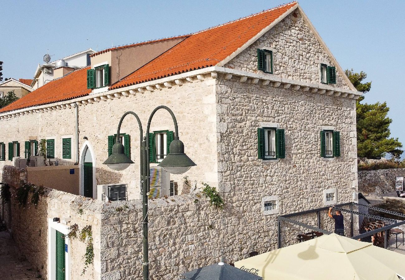 Ferienwohnung in Primošten - Vila Fenč - Apartment mit zwei Schlafzimmern und Meerblick A2