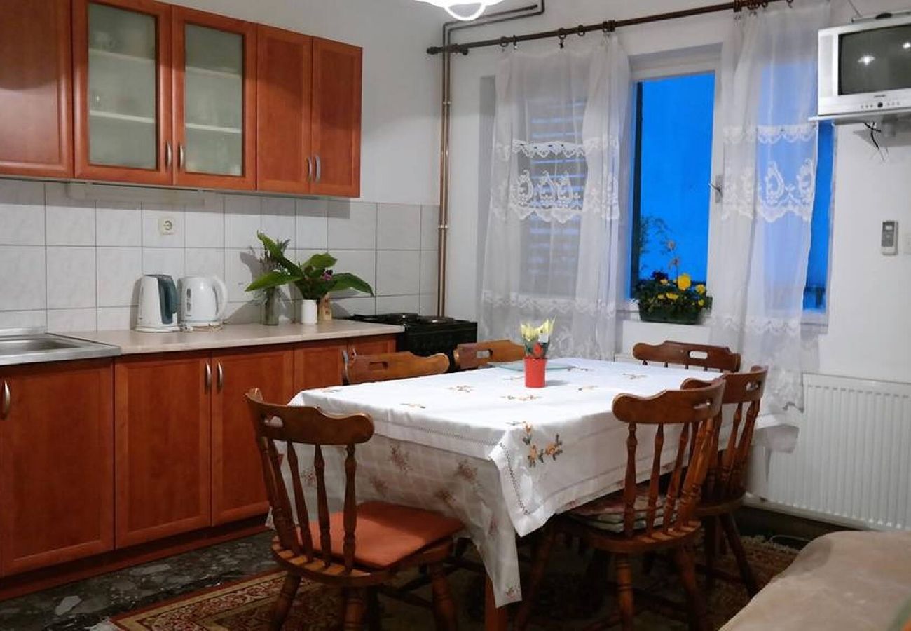 Ferienwohnung in Šibenik-Brodarica - Apartment Zorica – Apartment mit zwei Schlafzimmern und Meerblick