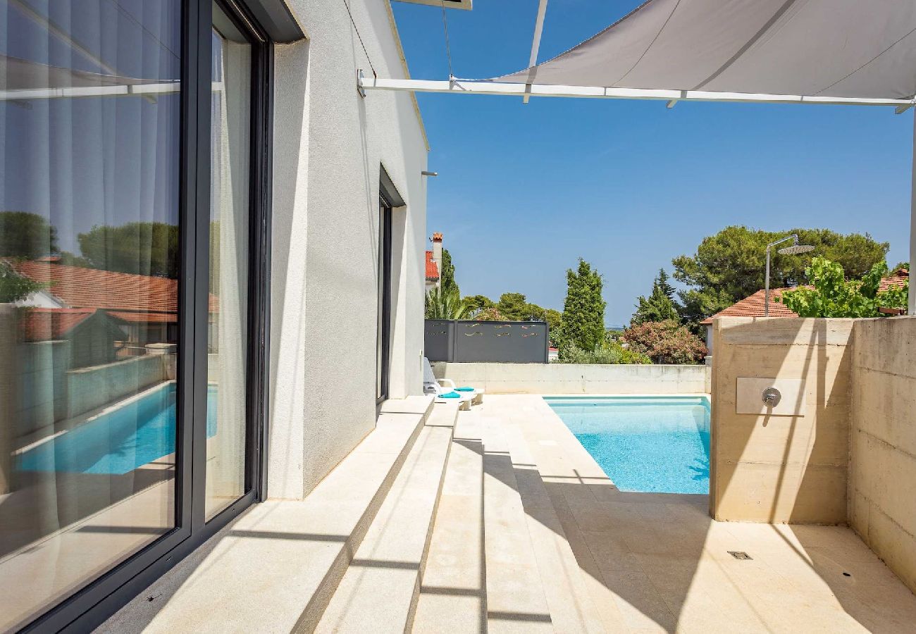 Villa in Premantura - Villa Olala - Gorgeous Sea View and Private Pool