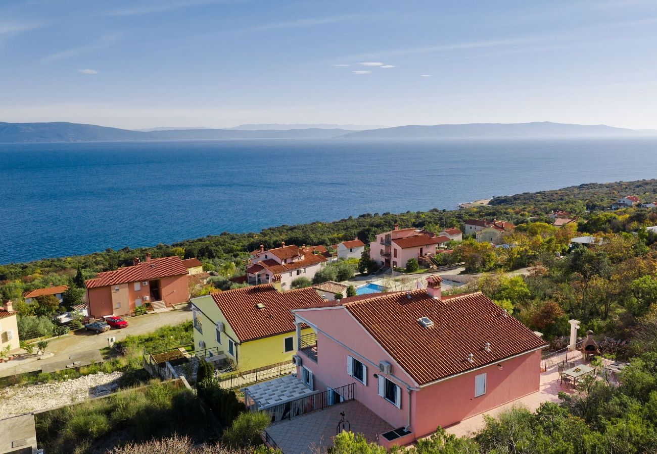 House in Ravni - Holiday Home Alis with Sea View