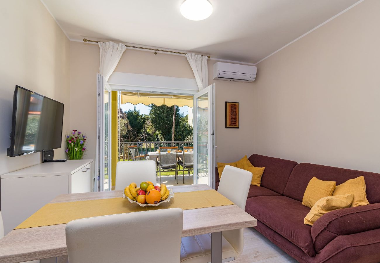 Apartment in Medulin - Modern, Elegant Apartment Laurus (Rosemary) 