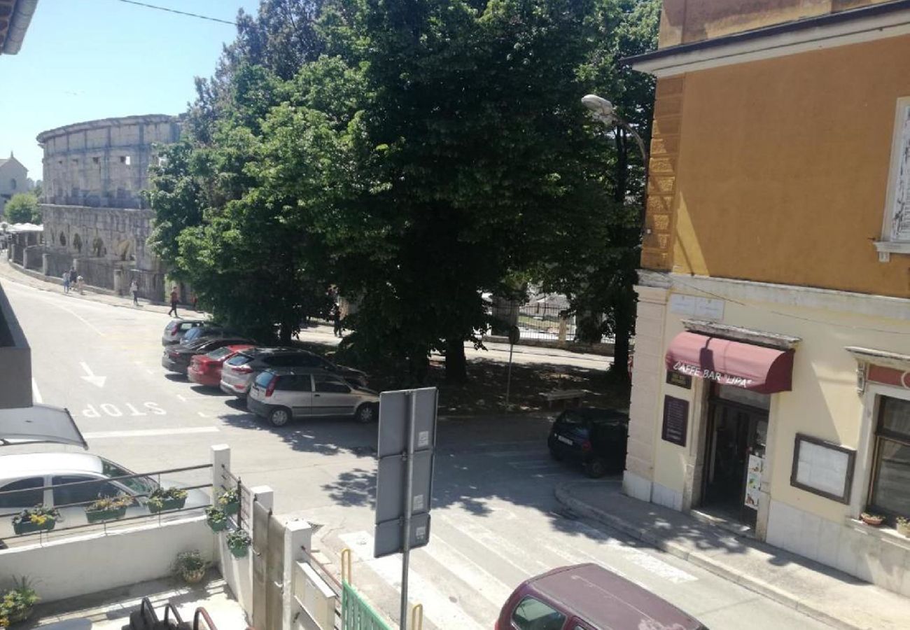 Apartment in Pula - Beautiful Studio Close to the Amphitheater - 1A 