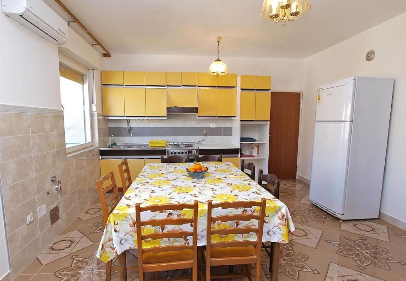 Apartment in Pula - Gortan's Cove - Three Bedroom Apartment Mare 