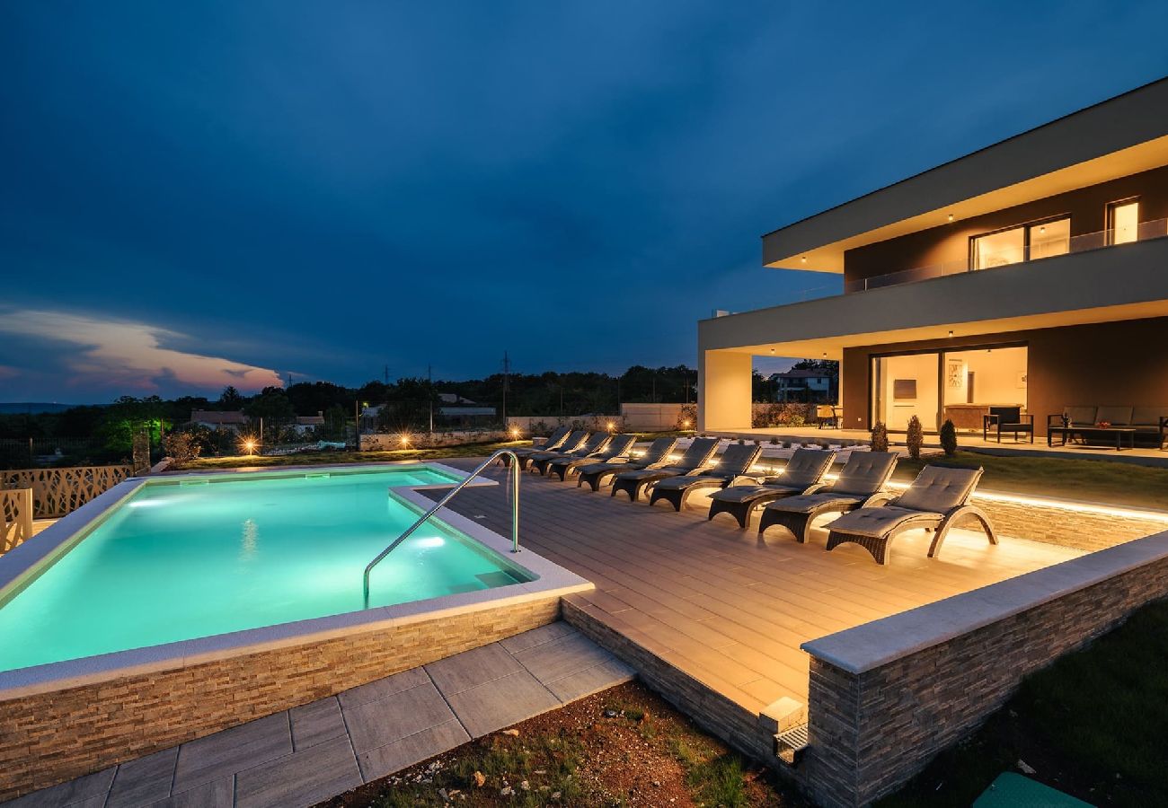 Villa in Sveti Bartul - Villa de la Vie with Heated Swimming Pool 