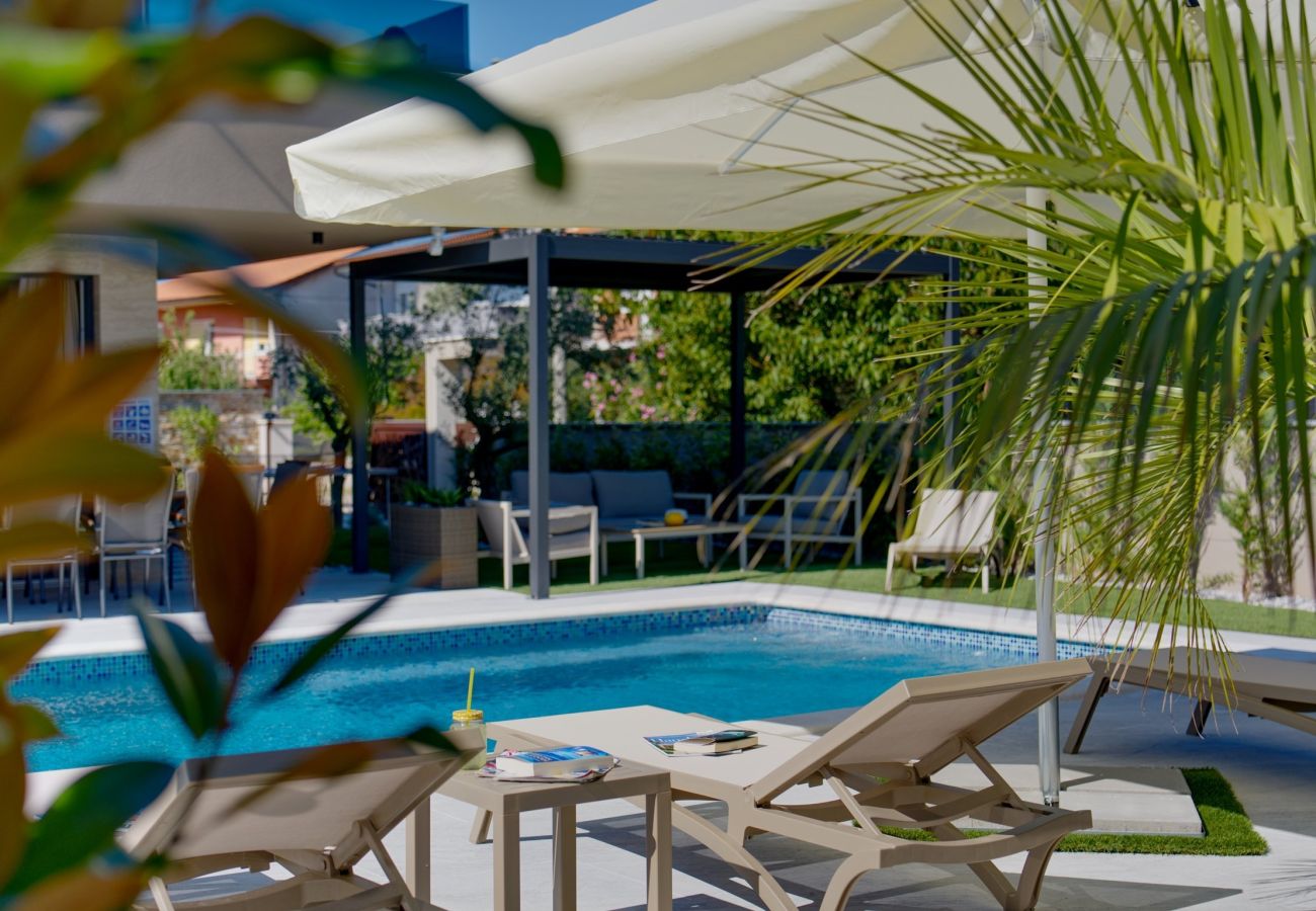 Villa in Marcana - Villa Bavigo - Luxury Spa Oasis