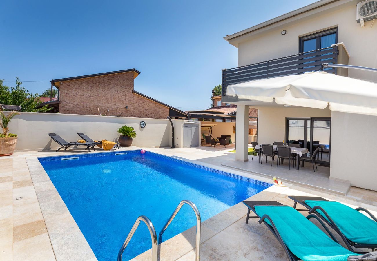 Villa in Pomer - Villa Tena with Private Swimming Pool