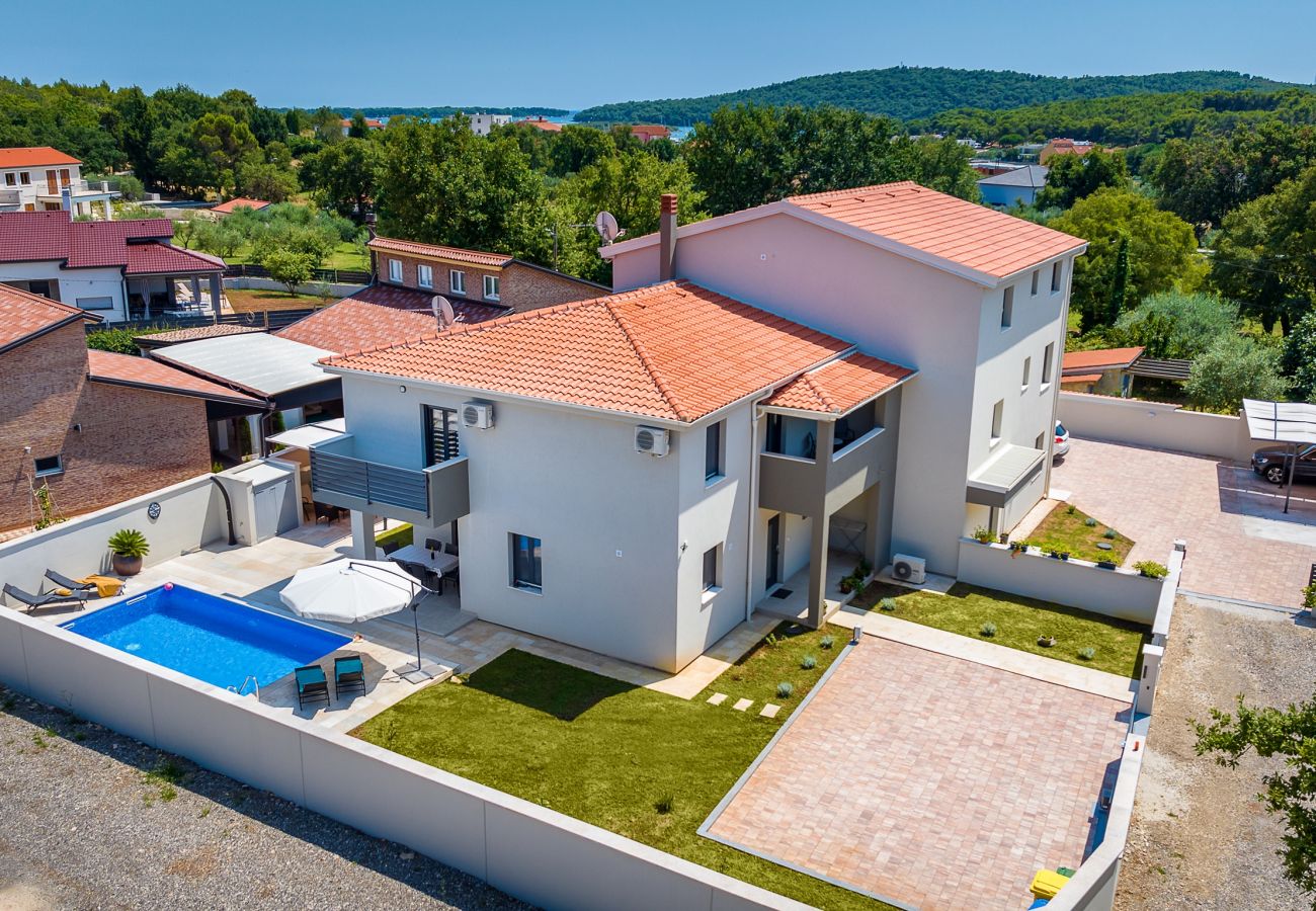 Villa in Pomer - Villa Tena with Private Swimming Pool