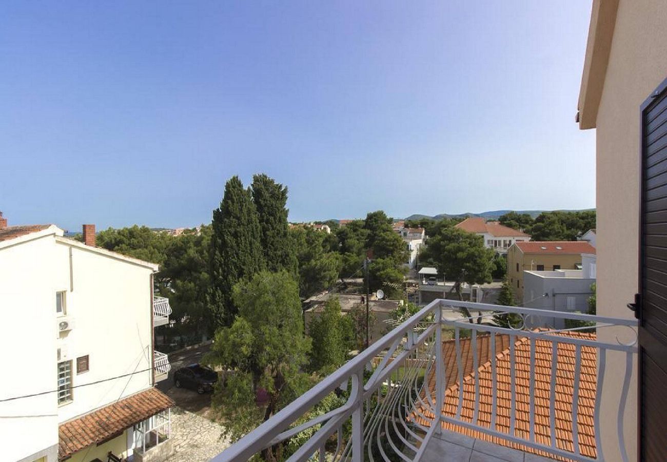 Apartment in Šibenik-Brodarica - Apartments Pletikosa Gaj - two bedroom apartment with a sea view A5