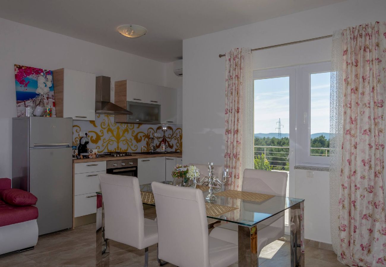 Apartment in Skradin - Apartments Scolopax Rusticola - one bedroom apartment with a terrace A1