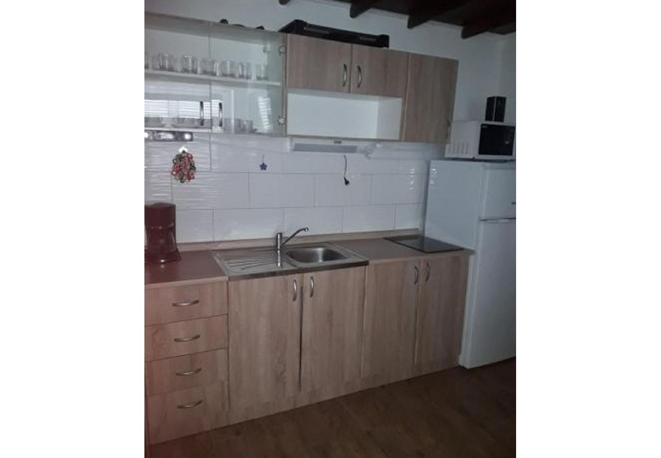 Apartment in Srima - Apartments Lacmanović - Two bedroom apartment with a sea view (Ante)